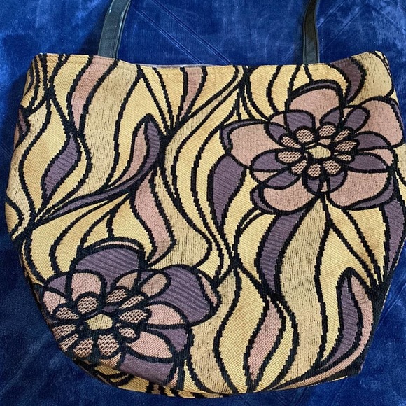Shoppy Chic Purple & Tan Floral Carpet Bag Tote with Crushed Velvet Lining - Picture 3 of 9